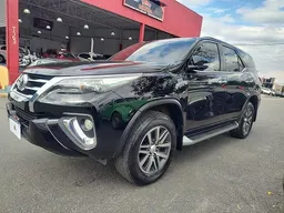 Toyota Hilux SW4