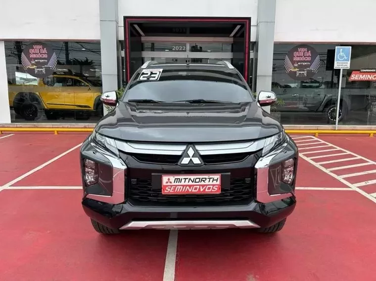 Mitsubishi L200 Triton Cinza 2