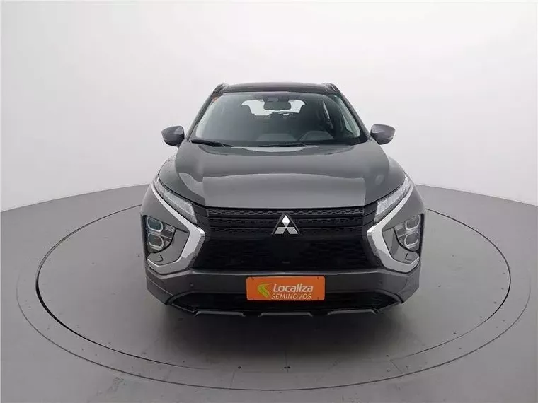 Mitsubishi Eclipse Cross Cinza 14