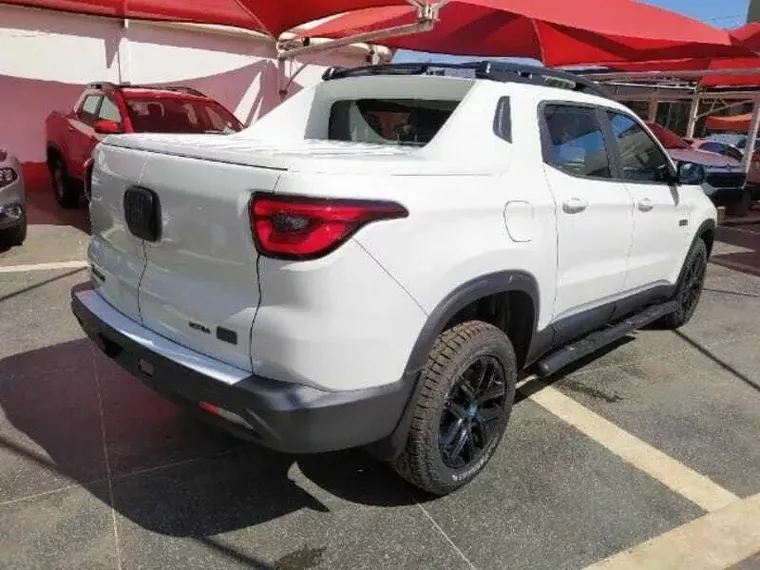 Fiat Toro Branco 15