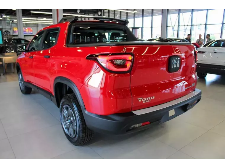 Fiat Toro Vermelho 12