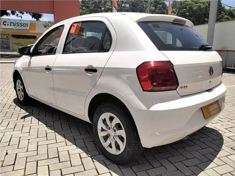 Volkswagen Gol Branco 5