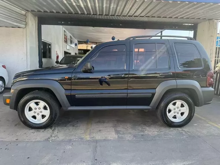 Jeep Cherokee Preto 12