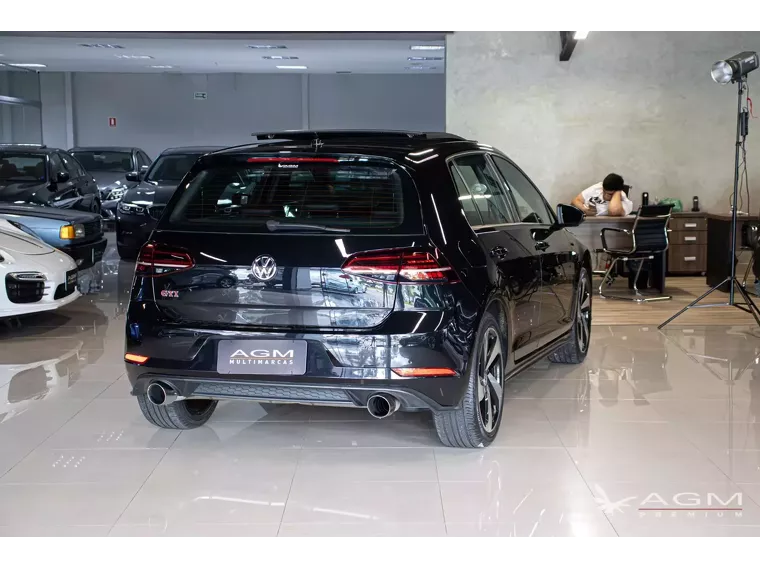 Volkswagen Golf Preto 1