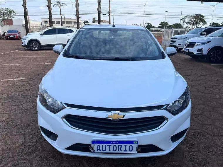 Chevrolet Prisma Branco 12