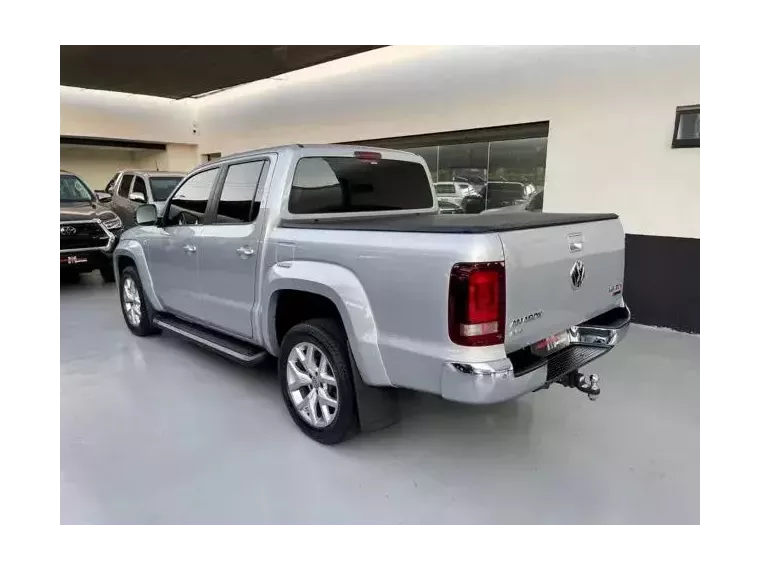 Volkswagen Amarok Prata 7