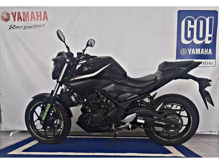 Yamaha MT-03 Preto 2