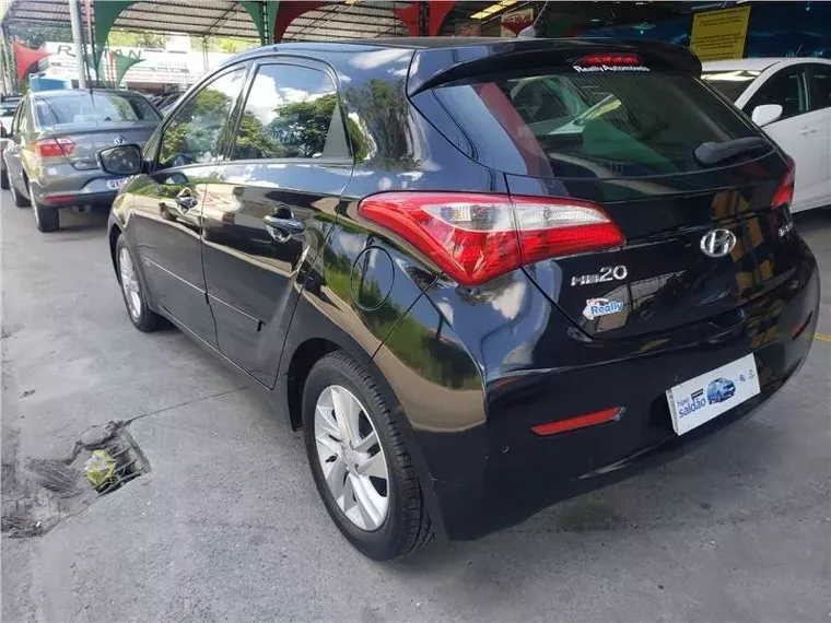 Hyundai HB20 Preto 12