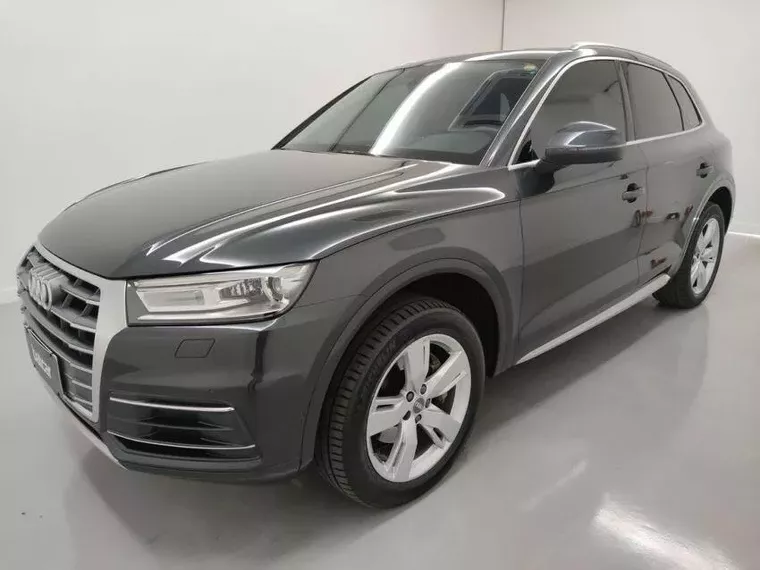 Audi Q5 Cinza 2