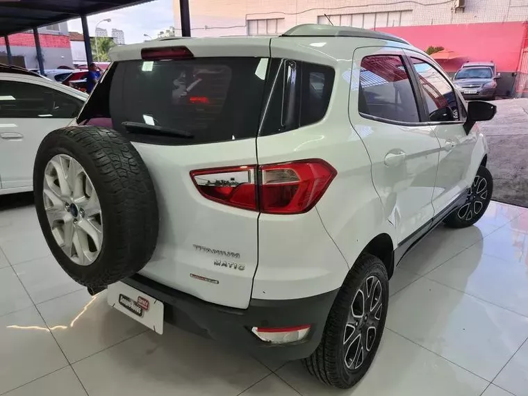 Ford Ecosport Branco 4