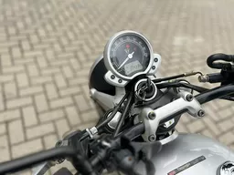 Triumph Street Twin