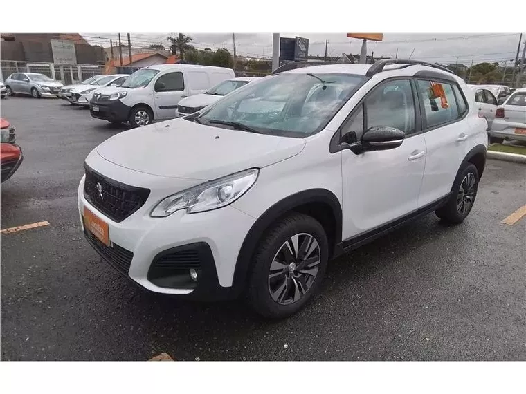 Peugeot 2008 Branco 4