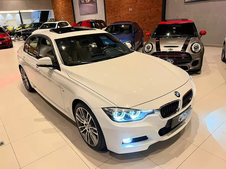 BMW 320i Branco 4