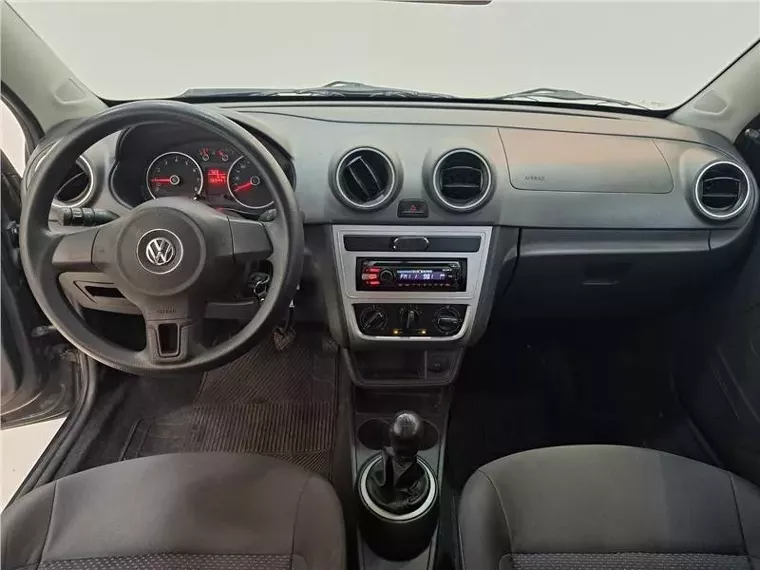 Volkswagen Voyage Cinza 2