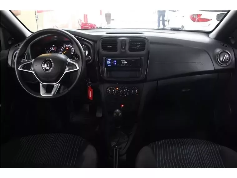 Renault Logan Cinza 9