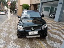 Mitsubishi Pajero TR4