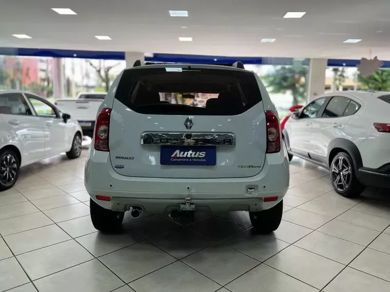 Renault Duster Branco 5