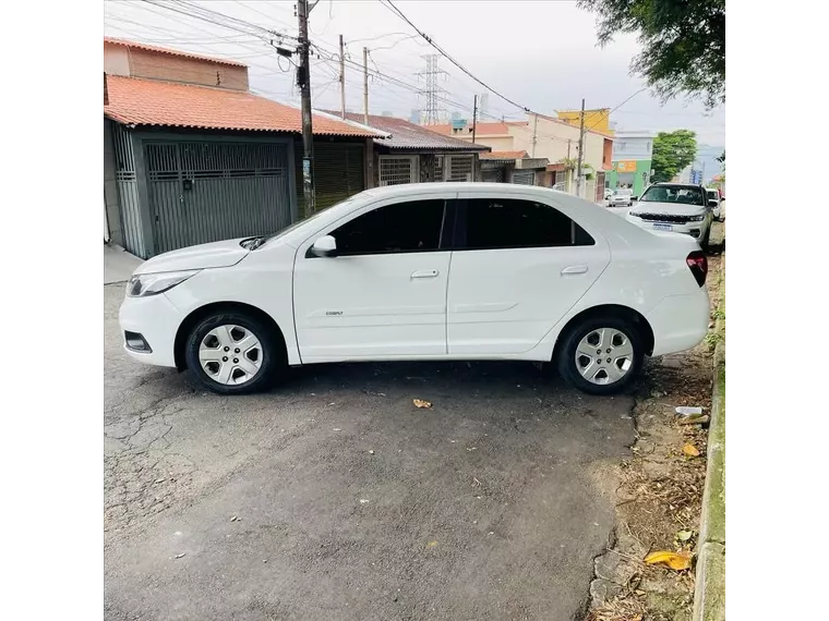 Chevrolet Cobalt Branco 14