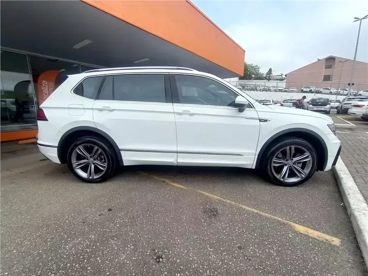 Volkswagen Tiguan Branco 6