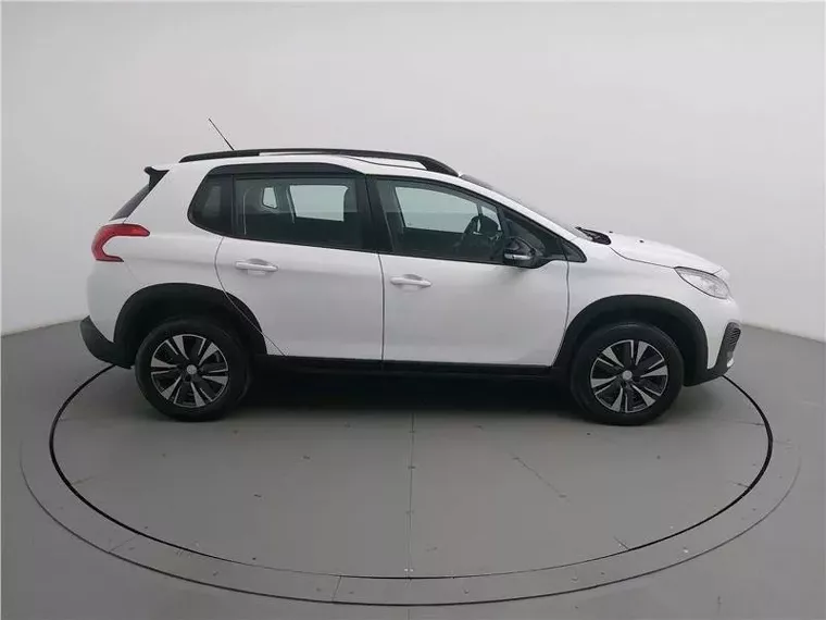 Peugeot 2008 Branco 13