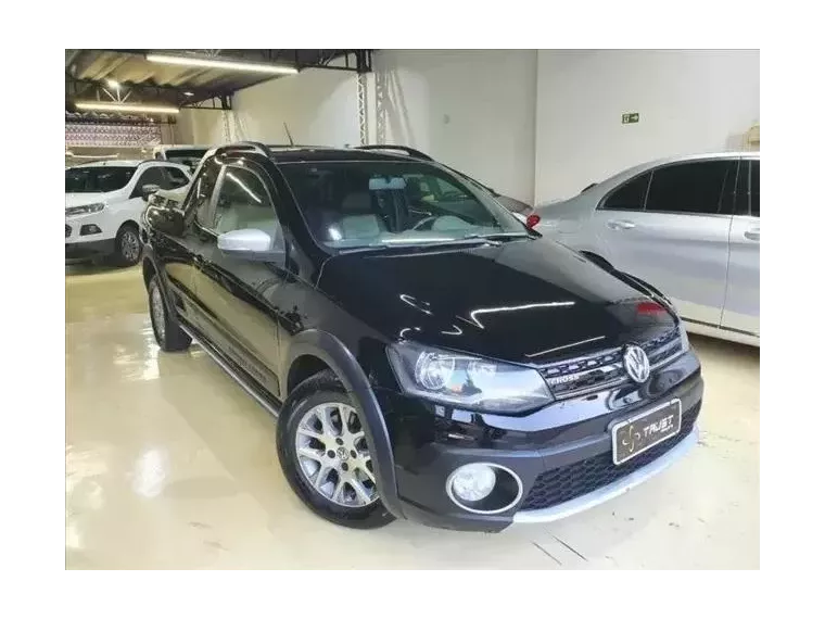 Volkswagen Saveiro Preto 1