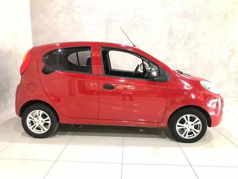 Chery QQ Vermelho 6