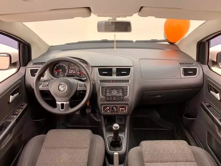 Volkswagen Fox Branco 3