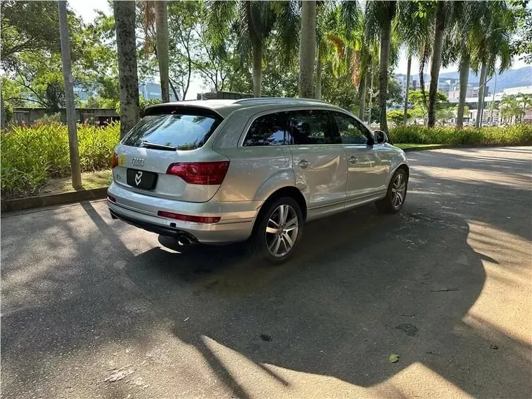 Audi Q7 Prata 5