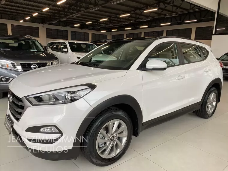 Hyundai Tucson Branco 16