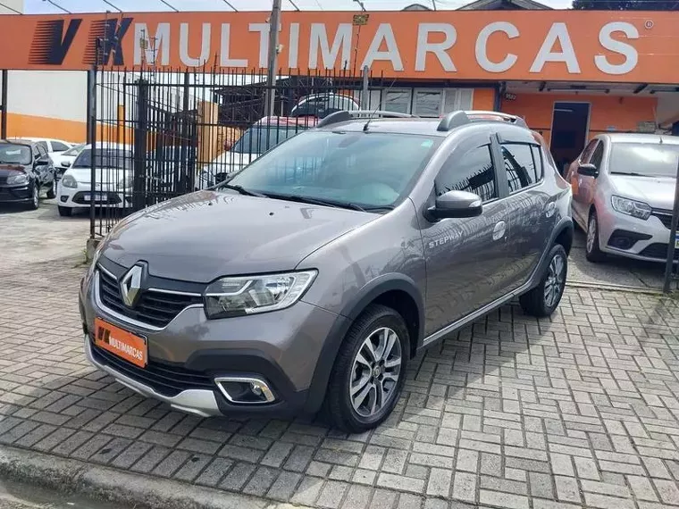 Renault Sandero Cinza 20