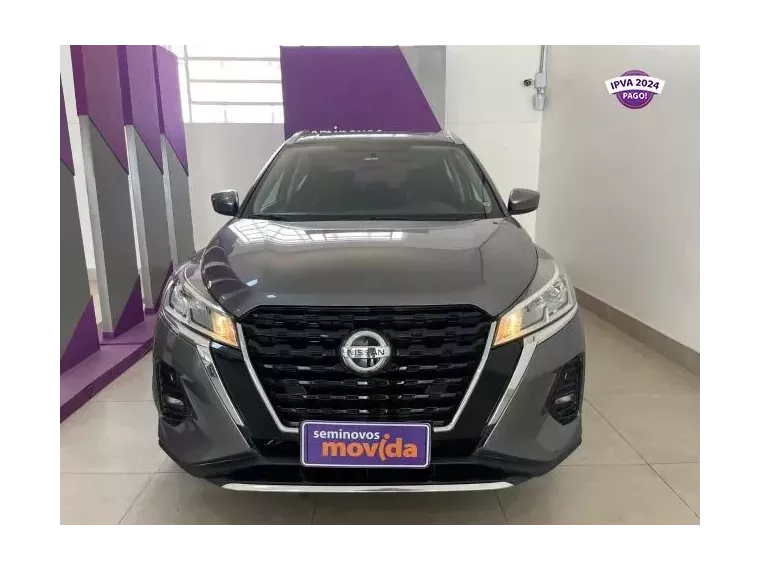 Nissan Kicks Cinza 4