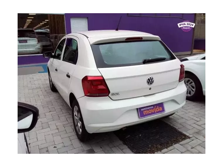 Volkswagen Gol Branco 7