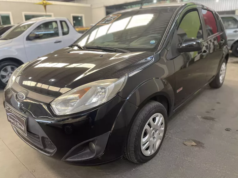 Ford Fiesta Preto 3