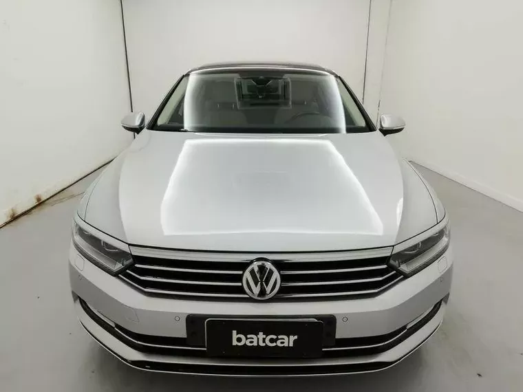 Volkswagen Passat Prata 6