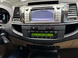 Toyota Hilux SW4