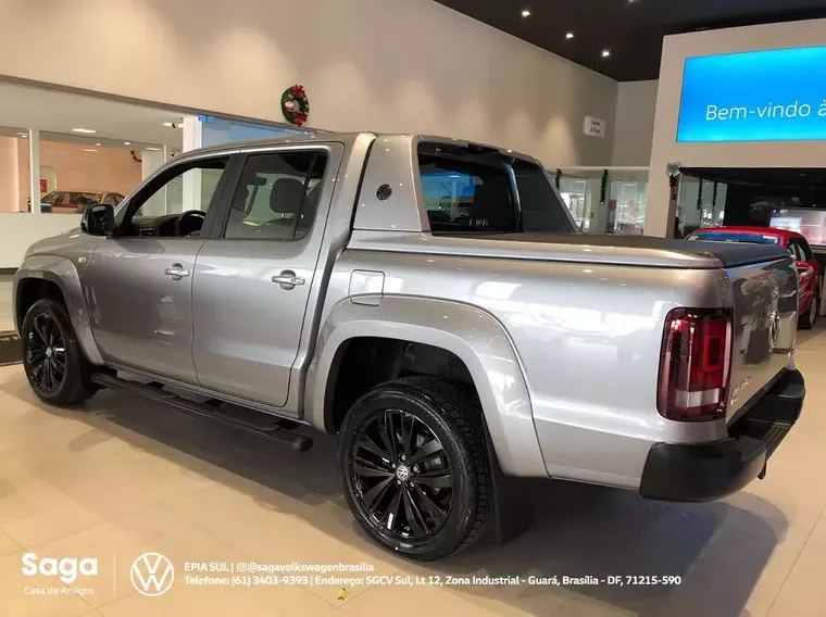 Volkswagen Amarok Preto 16