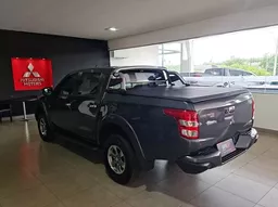 Mitsubishi L200 Triton