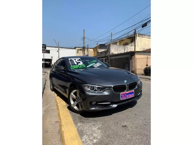 BMW 320i Cinza 1