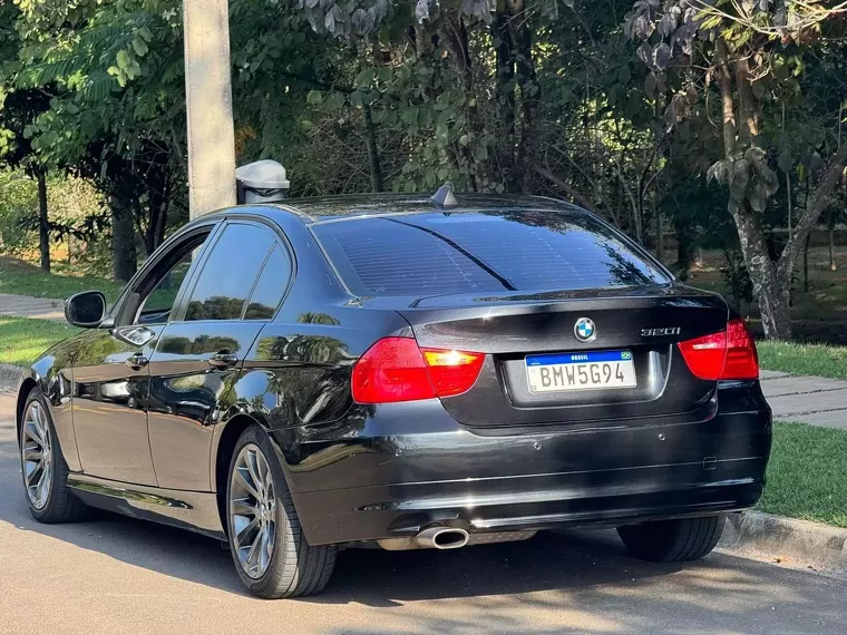 BMW 320i Preto 4