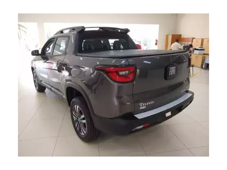 Fiat Toro Cinza 5