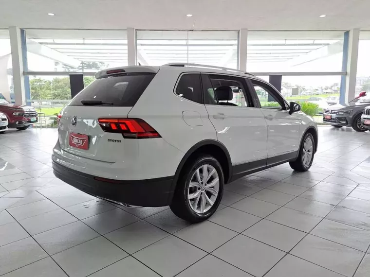 Volkswagen Tiguan Branco 3