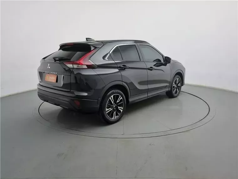 Mitsubishi Eclipse Cross Preto 12