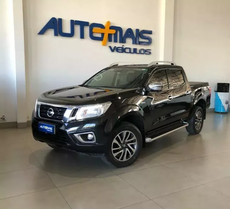 Nissan Frontier Preto 6