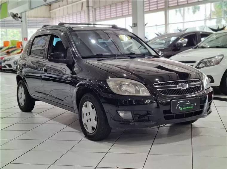 Chevrolet Celta Preto 6