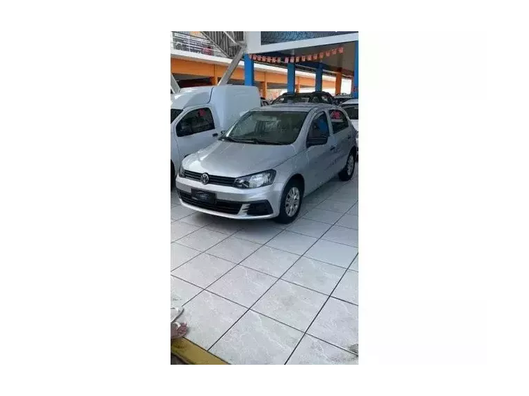 Volkswagen Gol Prata 3