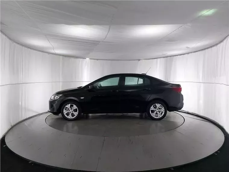 Chevrolet Onix Preto 13