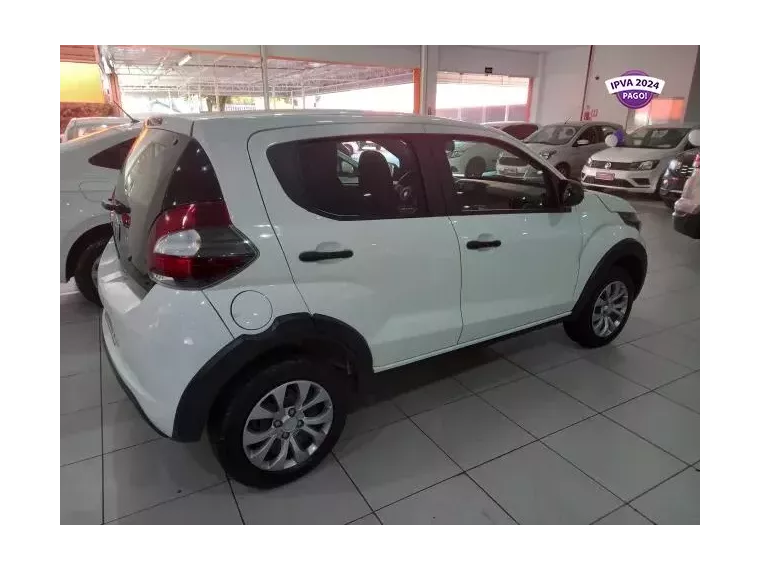 Fiat Mobi Branco 6