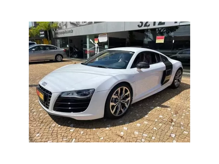 Audi R8 Branco 8