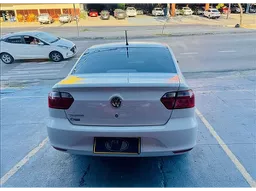 Volkswagen Voyage