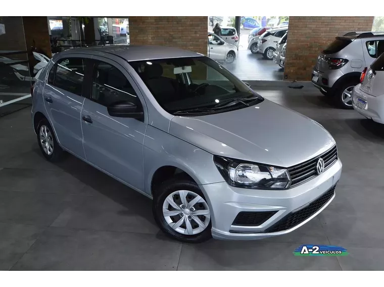 Volkswagen Gol Prata 2